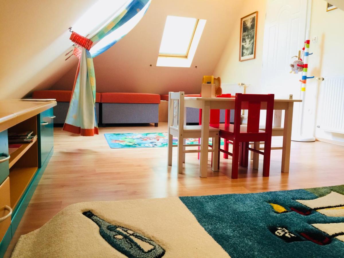 Apollo Inn Velence Exteriör bild